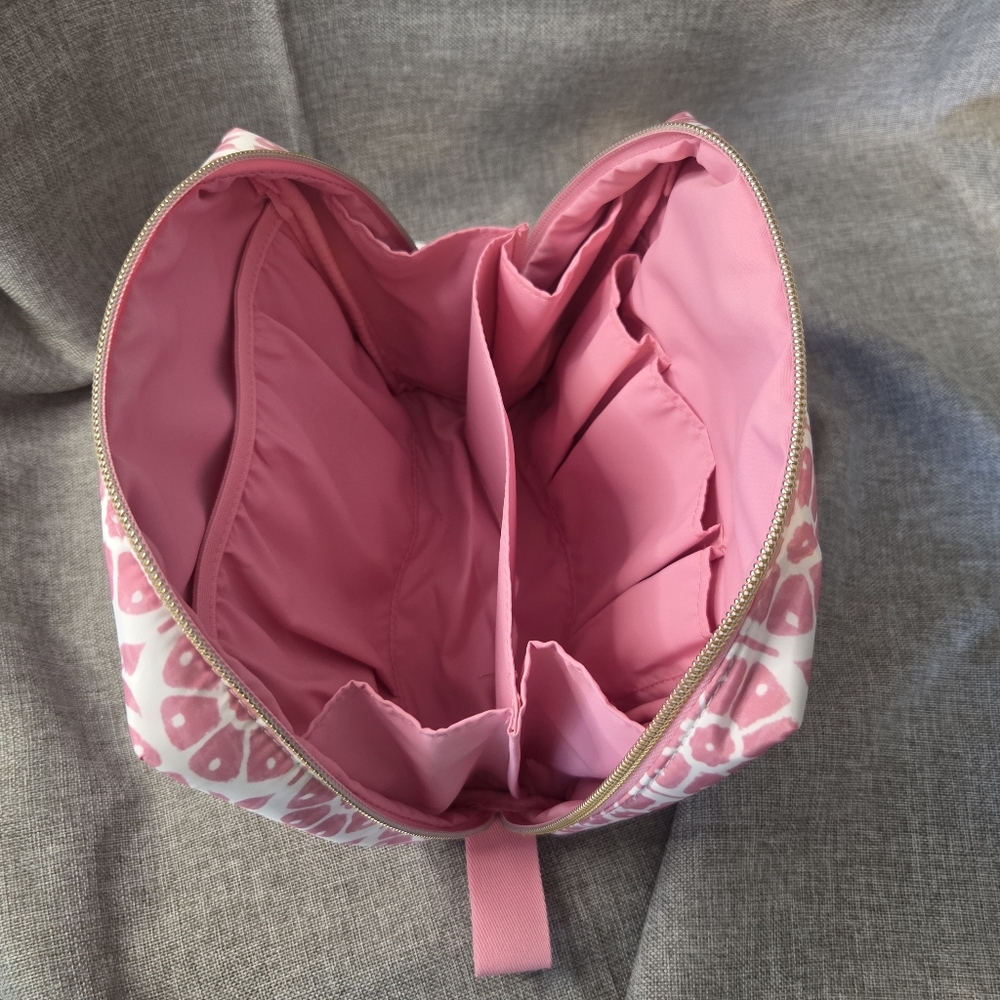 Roller Rabbit Pink Patterned Toiletry Bag - Picture 3 of 5